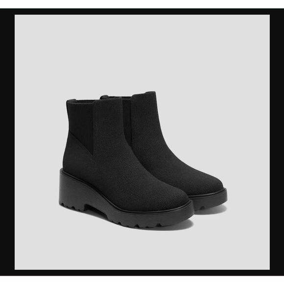 Vivaia Everly Round-Toe Chunky Platform Travel Boots in Black Size 10.5 (US) - Picture 1 of 6
